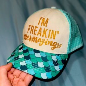 Cap turquoise festival fun